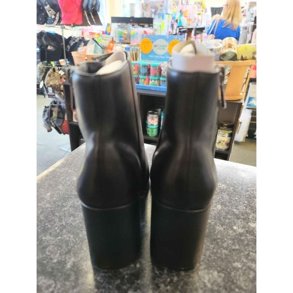 Fergie Women's Enigma Ankle Boot Size 9 - Picture 7 of 8